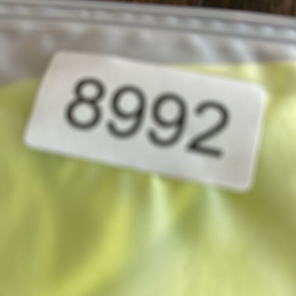 NWT SO Women's Lime Green Athletic Long Sleeve Top - Size Medium - Picture 6 of 6
